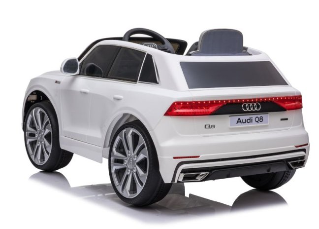 Dětské el. vozítko,  Audi  - bílé, napětí 12V a výkon [⚠ Claude for Sheets™ RECALCULATING ⚠] =claude(W778)